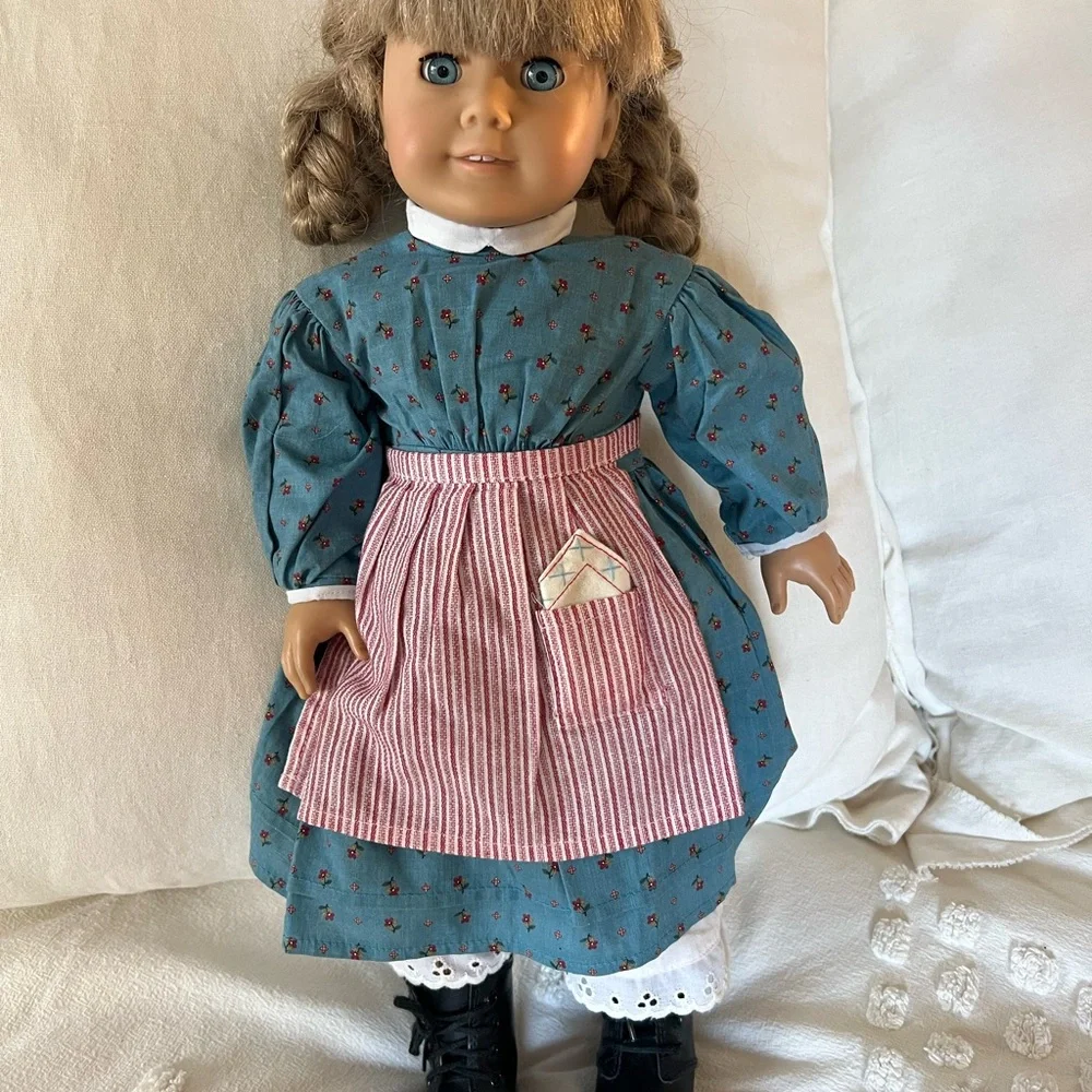 Early 90s Pleasant Company American Girl Kirsten with original accessories - Picture 2 of 15
